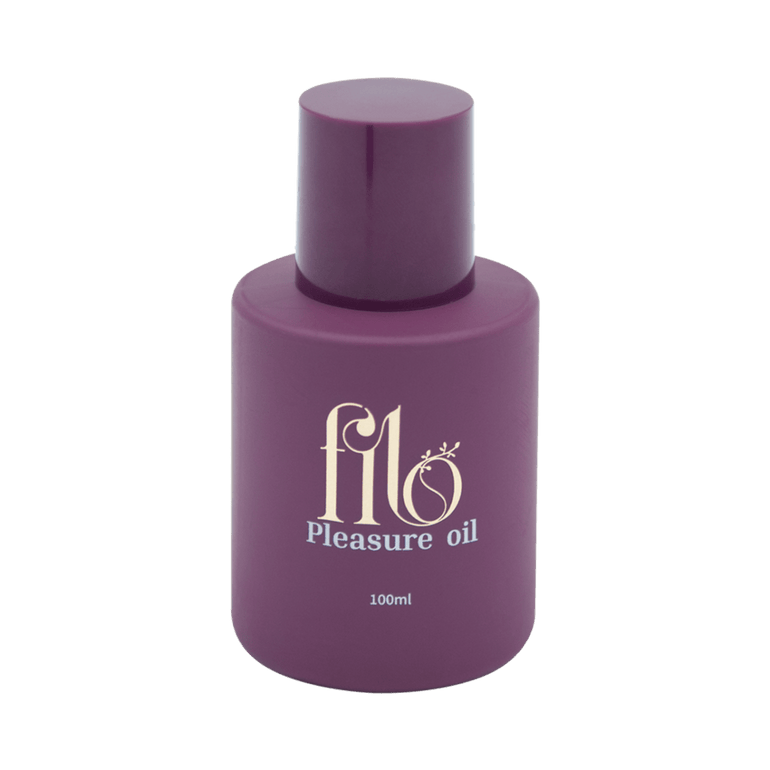 My Own Filo Plezieuroli sensuele massageolie voor lichaam en haar, paars flesje productfoto op neutrale achtergrond