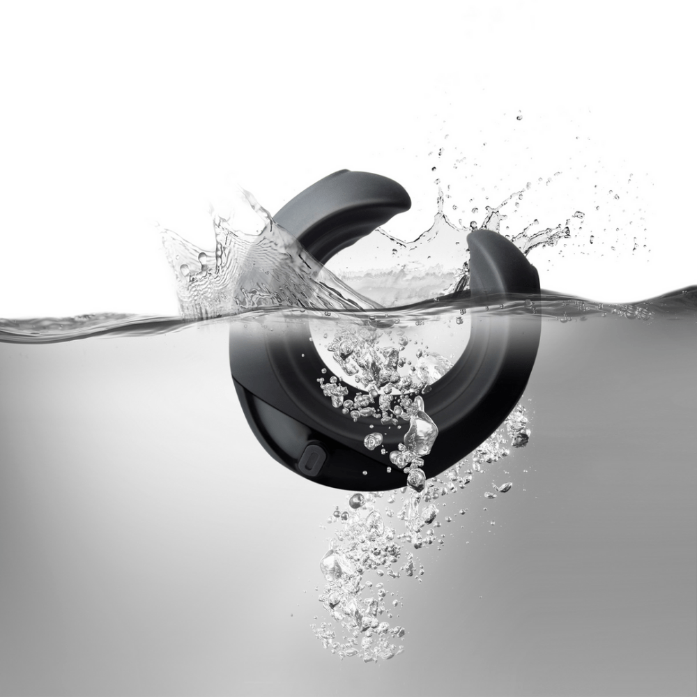 Echo C vorm masturbator in hand ergonomisch formaat zwart