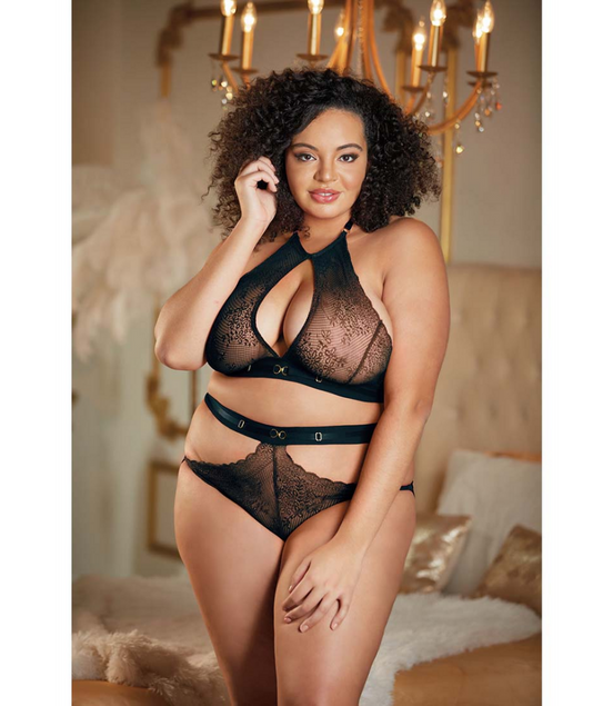 Allure Plus Size Kant Haltertop en Achterloze Slip Set