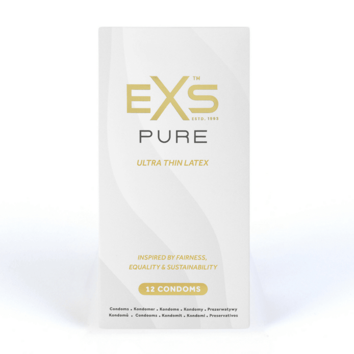 EXS Pure ultra dunne condooms 12 stuks in wit doosje met gouden logo, recht op lichte achtergrond