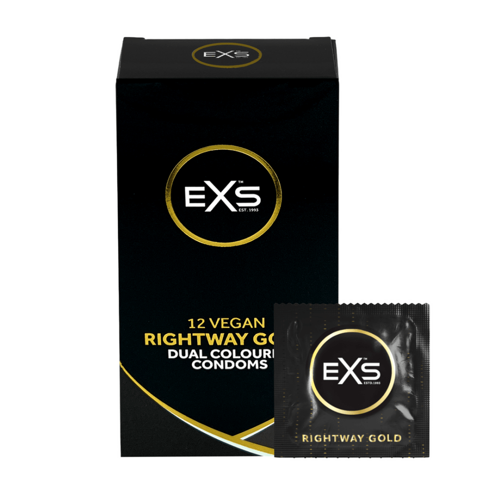 EXS Rightway Gold condooms met zwarte doos en losse folie, frontaanzicht op witte achtergrond