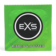 Groen EXS Ribbed, Dotted en Flared condoomfolie met rond merklogo, frontaal op witte achtergrond