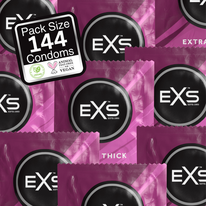EXS Extra Thick condooms in paarse 144 stuks productcollage met meerdere losse verpakkingen