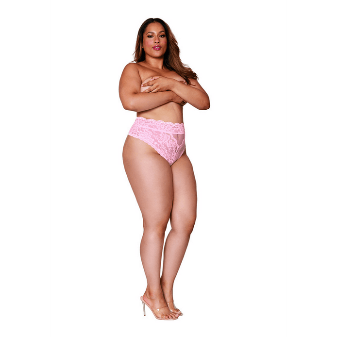 Model draagt Dreamgirl hoge taille kanten slip roze, maat 1X, vooraanzicht met hoge taille en zachte kant.