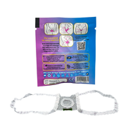 EXS interne condooms non-latex met verpakking en losse witte ringen op witte achtergrond
