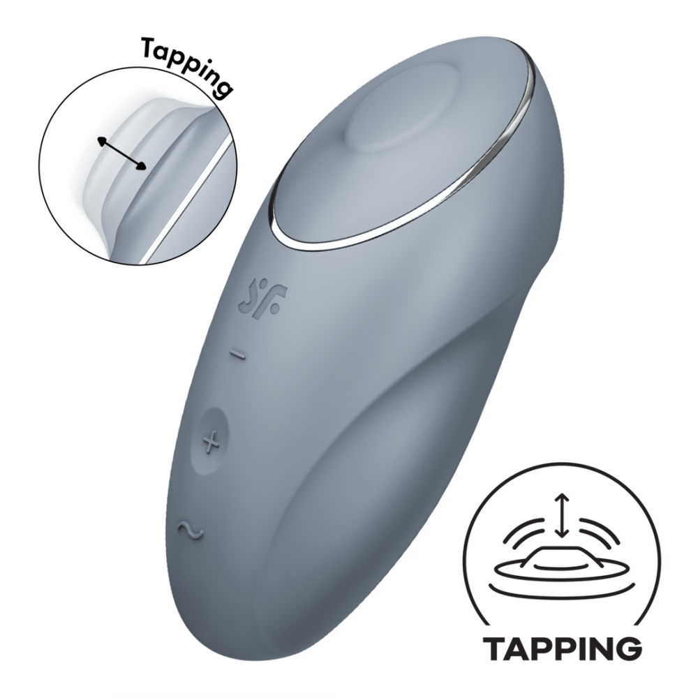 Satisfyer Tap & Climax 1 blauwgrijs, productfoto schuin met laadpictogram en functiepictogrammen op witte achtergrond