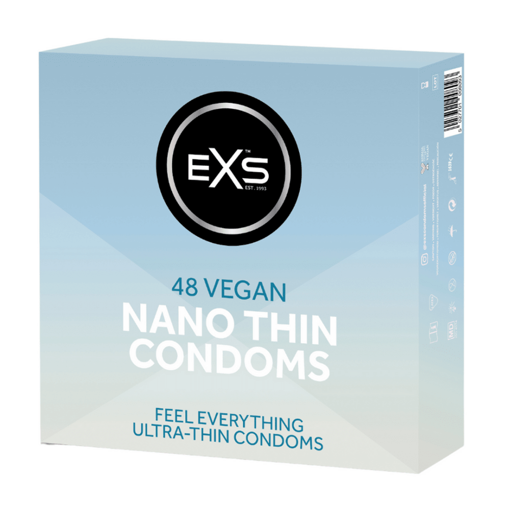 EXS Nano Thin Condooms 48 stuks 53 mm, lichtgrijsblauwe doos met zwart EXS-logo in een strakke studio-opmaak