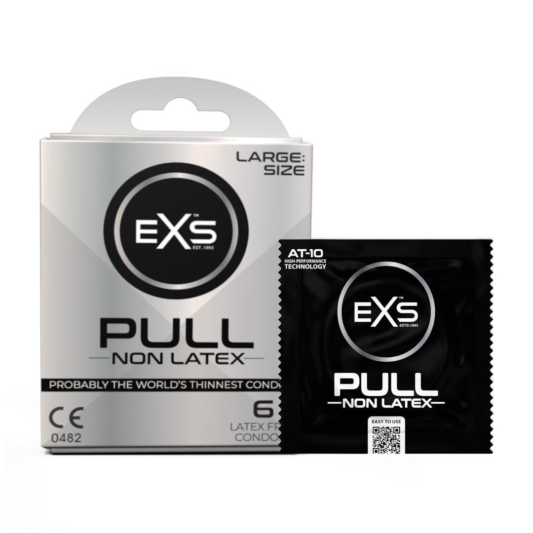 EXS Pull Large latexvrije condooms 6 stuks met zilverwitte verpakking en zwarte sachet op witte studioachtergrond
