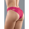Model draagt Allure Desire open kruis string in warm roze, one size, achterkant met verfijnde pasvorm