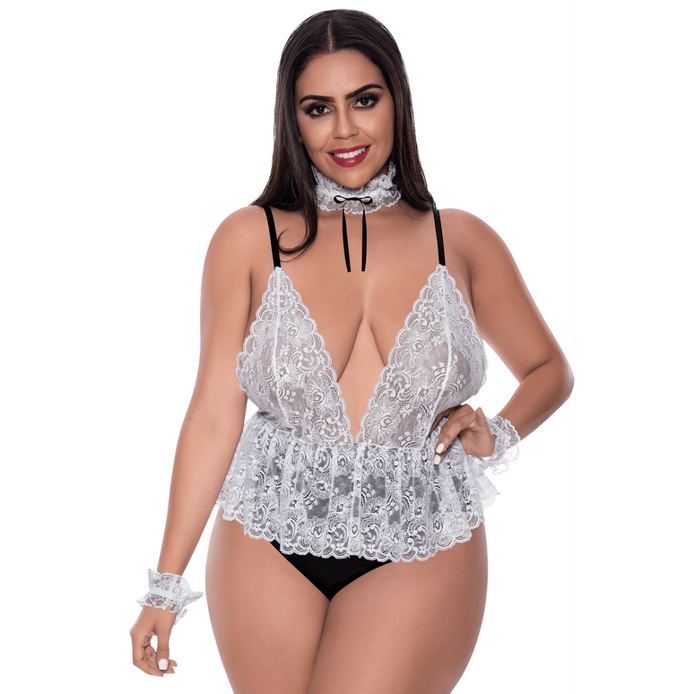 Magic Silk Volledige Service kostuumset maat 2XL in wit kant, vooraanzicht met teddy op model