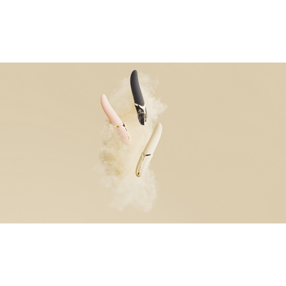 ZALO EVE Oral Pleasure vibrator ivoorwit, lifestyle productfoto, compacte clitoris stimulator in gebruikssfeer