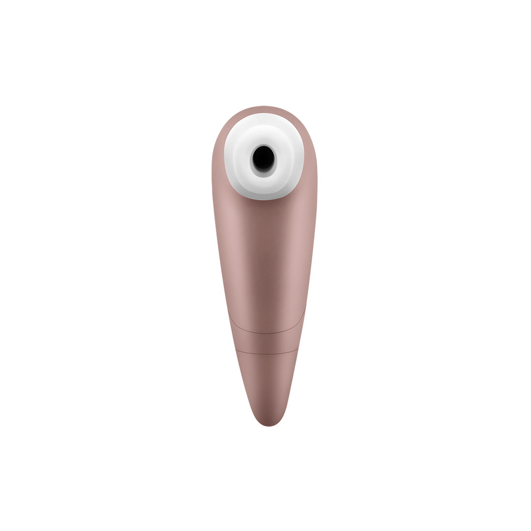 Satisfyer Number 1 Air Pulse stimulator lichtgoud, vooraanzicht met ronde zuigopening, studio productfoto