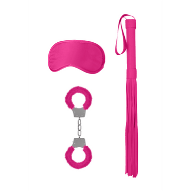 Roze bondage set voor beginners, overzicht met masker, boeien en leiband, speelse look