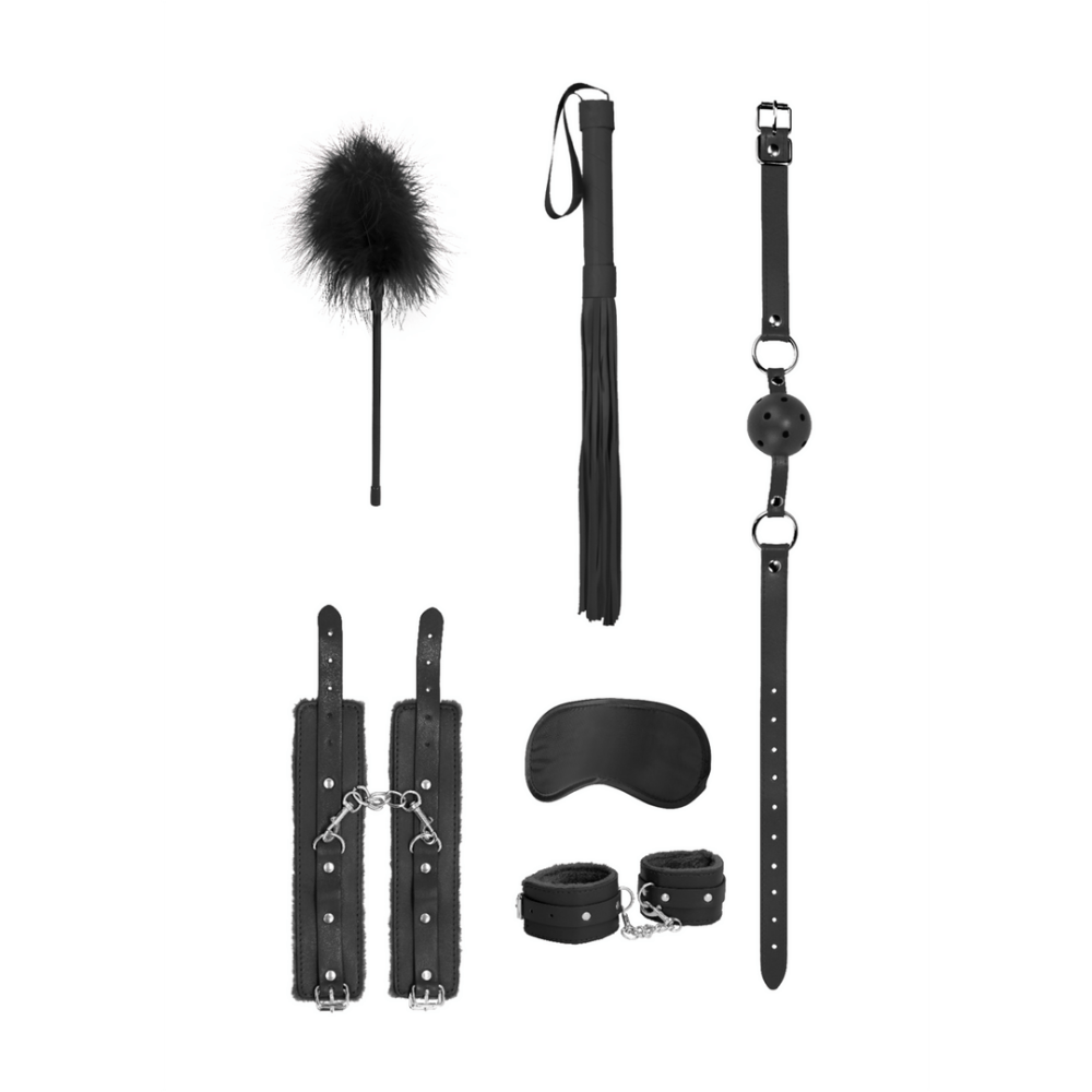 Complete Beginners Bondage Kit, productoverzicht met blinddoek, boeien, flogger en accessoires, vrijstaand