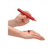 Ouch BDSM rode kaars gebruikt voor warme wax op de huid