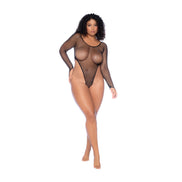 Zwarte visnet bodysuit met lange mouwen in Queen Size, frontaal gedragen op model tegen witte achtergrond