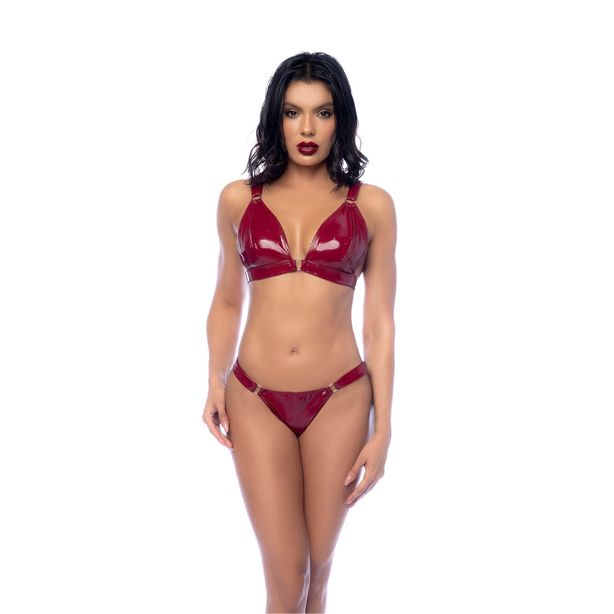 Mapalé wetlook lingerie set wijnrood in maat M, vooraanzicht op witte achtergrond, 2-delige bh set met string