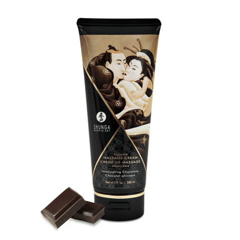 Shunga chocolade massagecrème 200 ml in zwarte tube met donkere chocoladestukjes ernaast