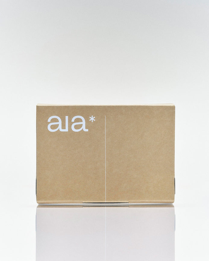Aia Intimacy Essentials Box in luxe verpakking, compacte intieme wellness set voor op reis