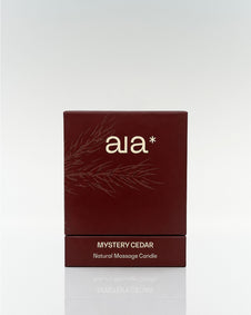 Aia massagekaars Mystery Cedar in luxe verpakking, smelt tot warme verzorgende massageolie