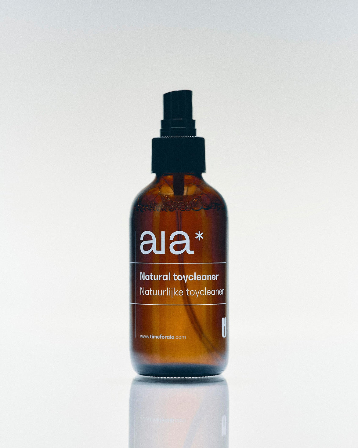 Aia Toy Cleaner 100 ml in glazen pompflacon voor zorgvuldig onderhoud van seksspeeltjes en toys