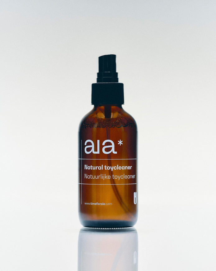 Aia Toy Cleaner 100 ml in glazen pompflacon voor zorgvuldig onderhoud van seksspeeltjes en toys
