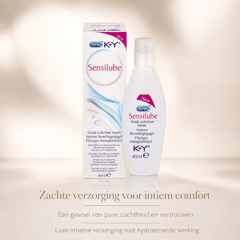 Durex KY Sensilube intiem glijmiddel 40 ml met verpakking en flesje in luxe beige verzorgingsbeeld