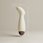 Odes Ease Mini Wand Vibrator met maatlijnen, beige body, gebogen kop en donkerbruin afgerond uiteinde