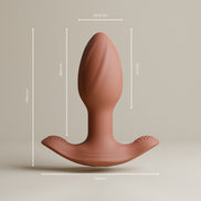 Odes Euphora buttplug met maatlijnen, 106 mm hoogte, 94 mm basisbreedte en terracotta siliconen body