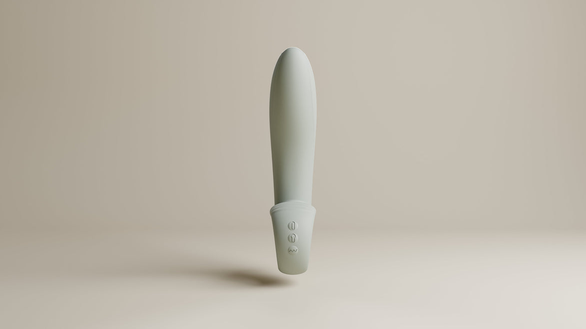 Odes Swell anale vibrator recht van voren, met zachte grijze behuizing en zichtbare bedieningsknoppen