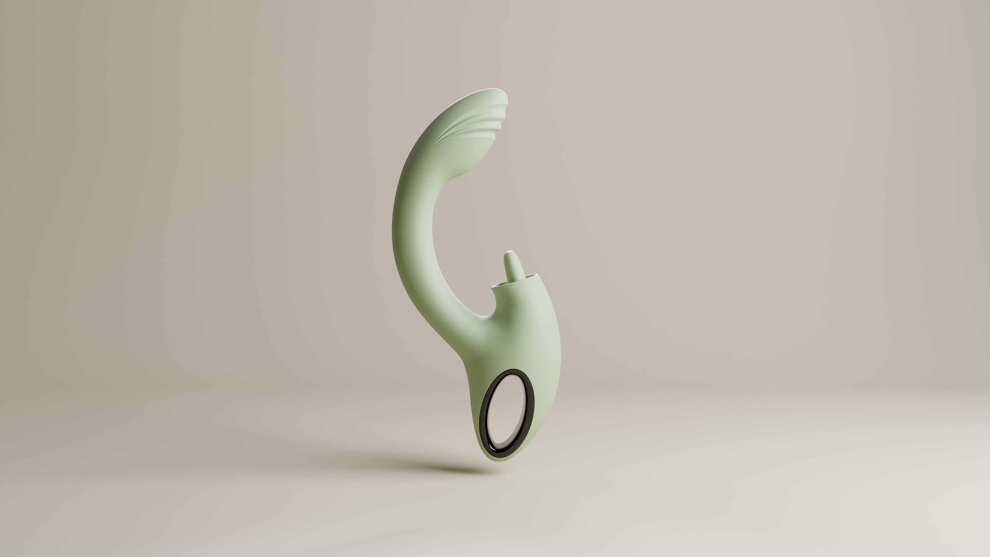 Saliegroene Odes Unite rabbit vibrator met gebogen schacht en ringvormig handvat op beige achtergrond