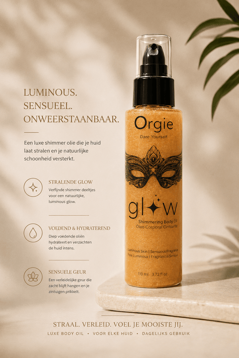 Orgie Glow Shimmer Bodyolie 110 ml in gouden sprayflacon met zwart masker en tekst Luminous, sensueel