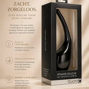 Ouch! by Shots intieme douche PVC zwart in verpakking met zichtbaar gebogen opzetstuk en tekst Zuiver, zacht, zorgeloos