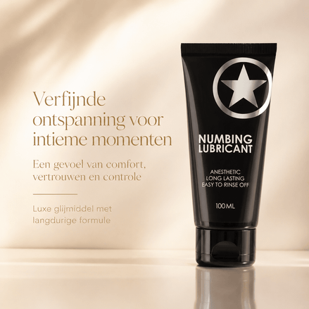 Ouch! zwarte Numbing Lubricant tube in luxe beige campagnebeeld voor comfort en ontspanning bij intieme momenten