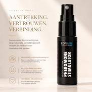 Zwarte Pheromone Stimulator for Him sprayflacon op beige achtergrond met elegante producttekst